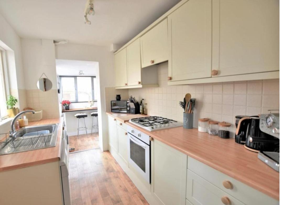 Apartment - 2 Bed Terrace House