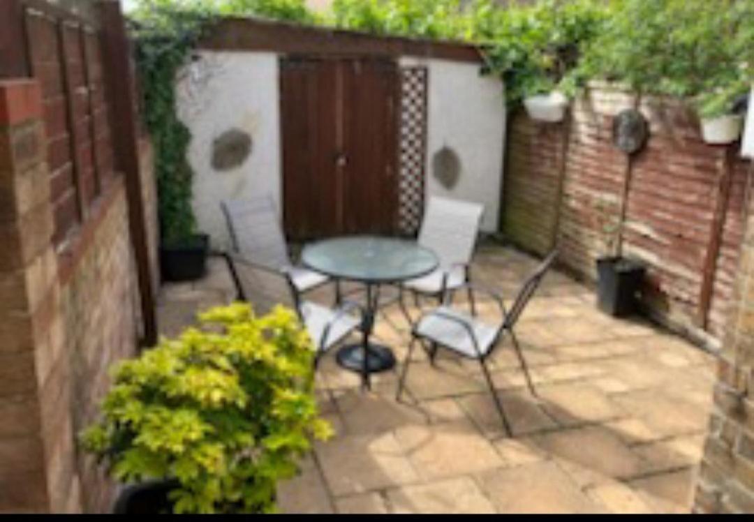 Apartment - 2 Bed Terrace House Stamford