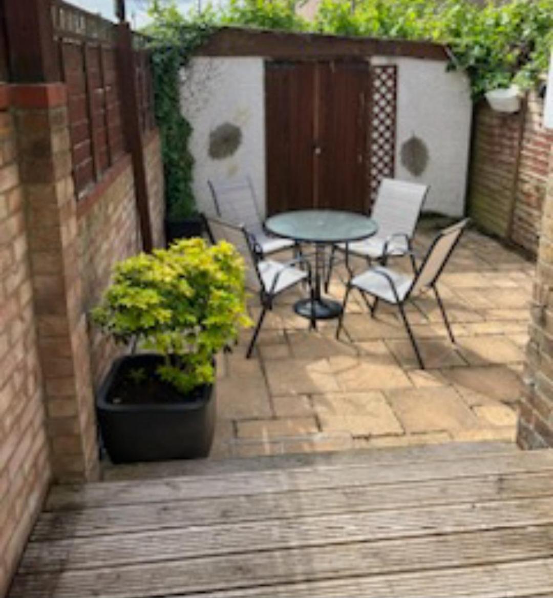 - 2 Bed Terrace House Apartment